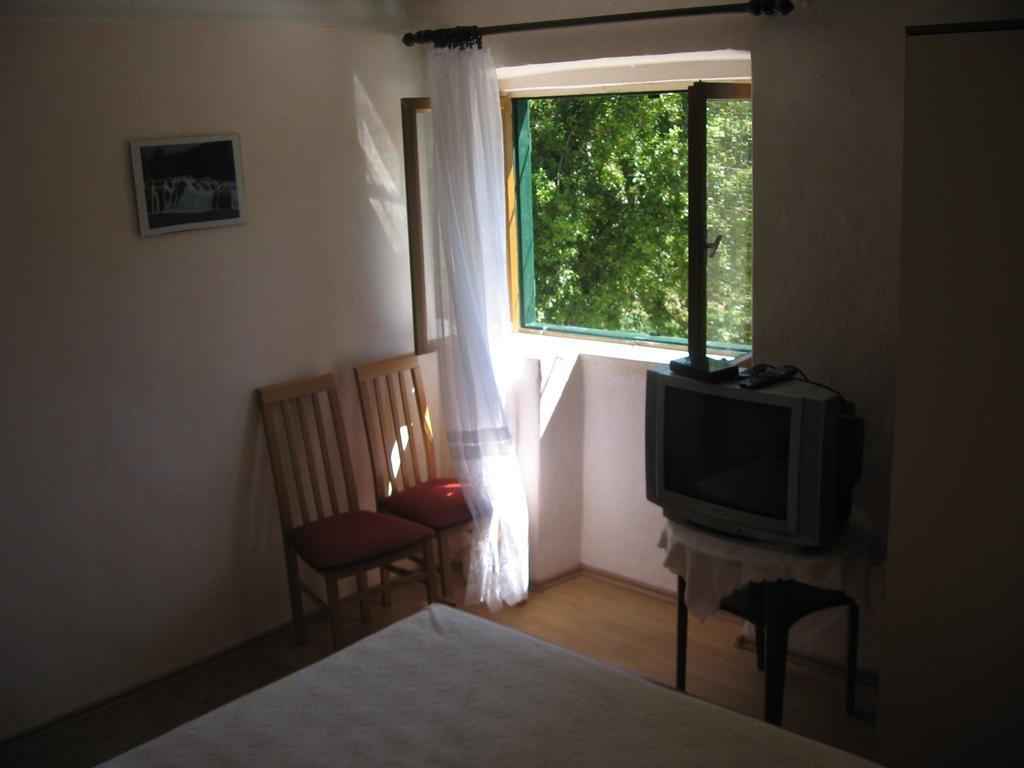 Apartments Darinka Skradin Bilik gambar