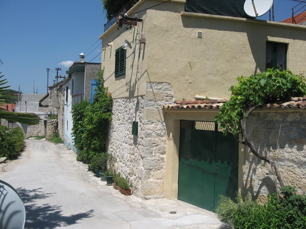 Apartments Darinka Skradin Bilik gambar