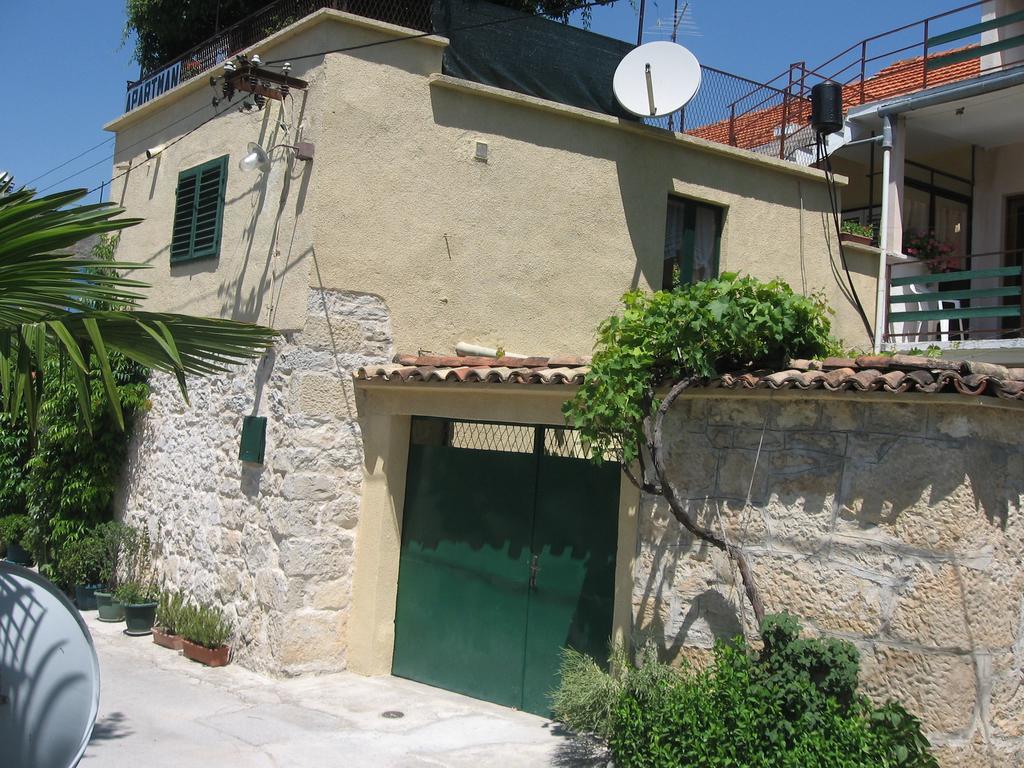 Apartments Darinka Skradin Bilik gambar