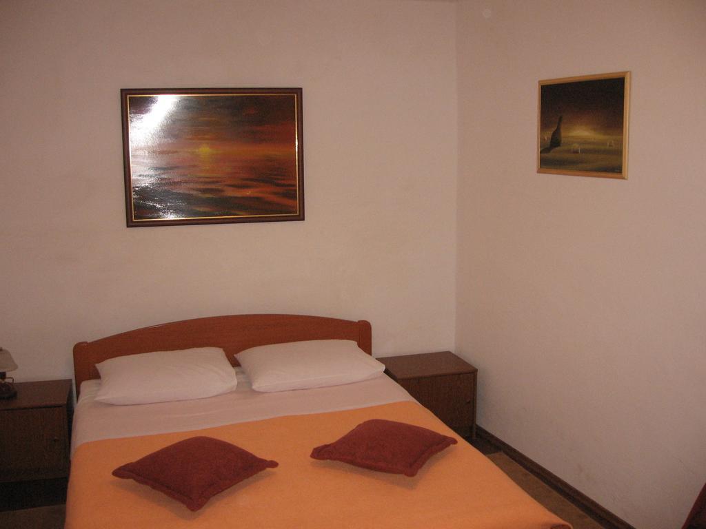 Apartments Darinka Skradin Bilik gambar