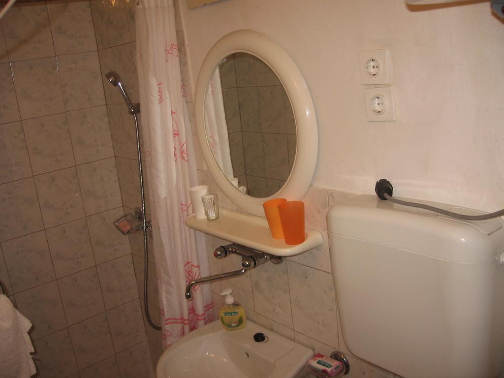Apartments Darinka Skradin Bilik gambar